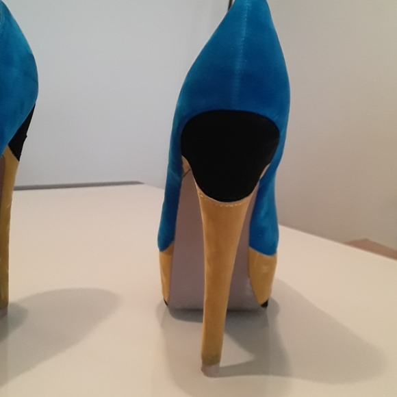 Body Central Platform Stilettos. Size 8.5. - Picture 3 of 5